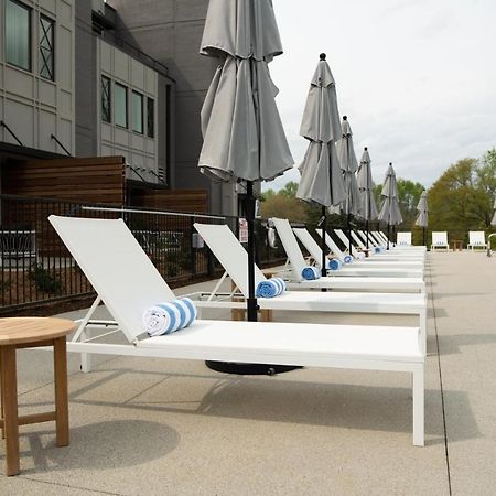 Hotel Hartness Гринвилл Экстерьер фото